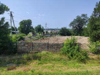 Продам участок на центральной улице, начато строительство 28 соток