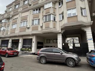 2-х комнатная квартира, 62 м², Центр.