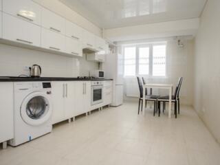 Apartament cu 3 odai amplasat pe str. Gheorhe Casu bloc nou