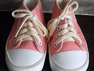 Чешки кожа СССР 20 - 22 р. 4 пары - 50р. Кеды детские. Новые Германия