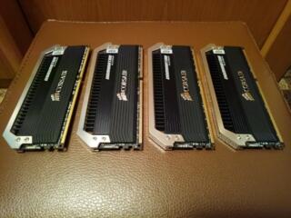 Продам память Corsair Dominator Platinum 16gb DDR3 - 2133 MHz