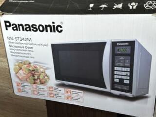 ПРОДАМ БОЛЬШУЮ МИКРОВОЛНОВКУ Panasonic NN-ST342M с множеством функций