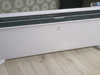 Новый Конвекторный обогреватель Electrolux 2500W