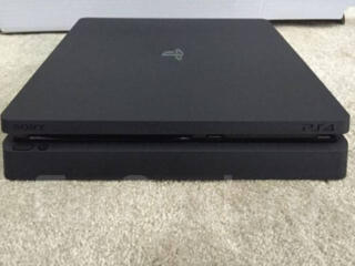 Продам PS4 slim 1tb