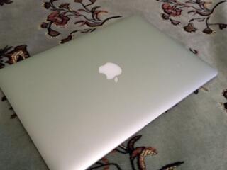 Se vinde Apple MacBook Air 13 2015 A1466 la piese