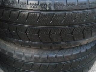 Продам зимнюю резину б/у195/65 R15