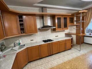 довгострокова оренда 3-к квартира Київ, Дніпровський, 28000 грн./міс.