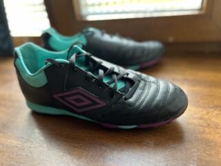 Бутсы UMBRO многошиповки р-р 43-44