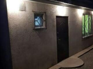 9940  Продается 2-х комнатная квартира на улице ...