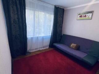 Продам квартиру 70 кв. м., 5/5, ул. Варненская/Героев Крут.