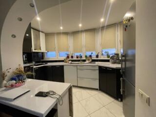 Предлагается к продаже уютная и светлая 3-комнатная квартира с ...