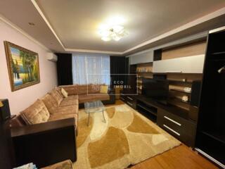 Se oferă apartament cu 2 odăi + living, amplasat în sect. Buiucani, ..