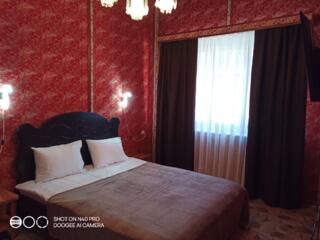 Сдаются номера посуточно, почасово от 300руб.. В любое время суток