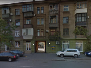 9531 Продам 2-х комнатную квартиру в центре на ...