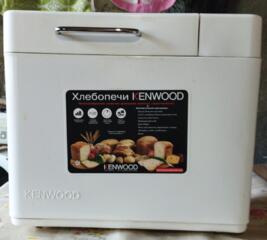 Хлебопечка Kenwood BM250 б/у хорошее состояние, 800 лей.