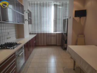 Красивая 2-х комн на Тополевой! Район Вузовский!