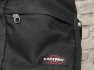 Продам сумку eastpak