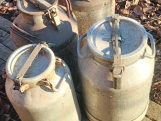 Продам бочки под зерно, бидоны и т. д