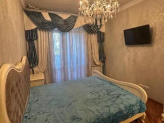 Шикарна квартира на Середньофонтанській!