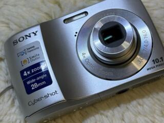 Продам цифровой фотоаппарат Sony Cyber-shot DSC-S3000.