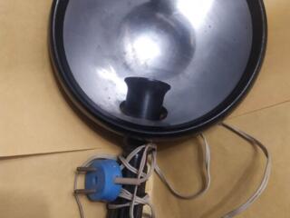 Продам электро грелку, синюю лампу-рефлектор Минина, клеенка