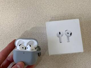 Airpods 4