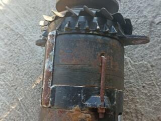 ВАЗ разное. Реле ГАЗ/АЗЛК. Пружины Honda, гене-р УАЗ, суппорт Приус 20