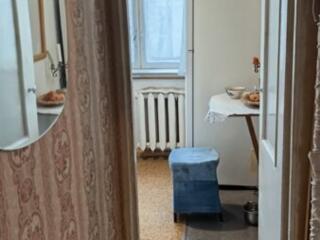 Сдам 1-комн. 5/5, Г. Крут. (Терешковой)/ 32/18/6. Набор мебели