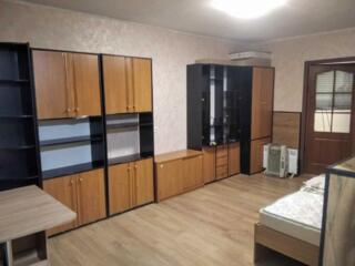 Сдам 2-х комнатную квартиру на 2-й ст. Фонтана/ Среднефонтанская пл.