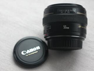 Canon EF 50mm f/1.4 USM