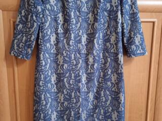 Продам платья на размер 48-50