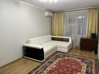 Срочно сдам 2-комн. квартиру на пос. Котовского в «Микромегасе»