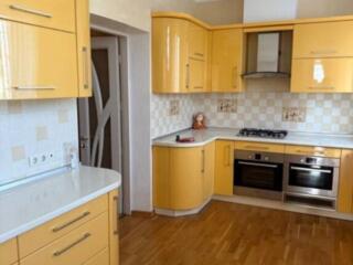 4х к квартира напротив Оперного Театра