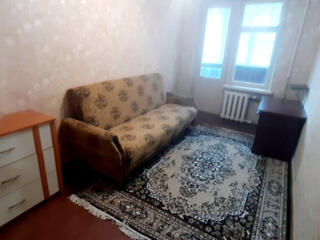 Срочно. Сдам трёшку по цене двушки, Балка. Мебель. Камуна 1100р.