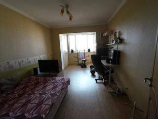 Продам квартиру 63 кв. м., 9/9, ул. Варненская/Инглези.