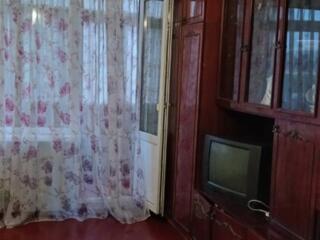 Сдаю в аренду 2-к квартиру в Лесках, по ул. Крылова.