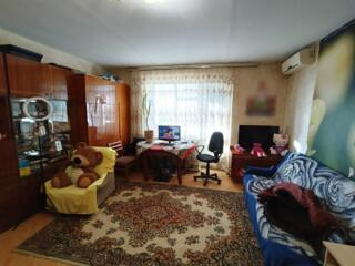 Продам 1-кімнатну квартиру вулиця Луніна (Віталія Гуляєва).