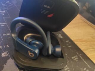 Продам наушники powerbeats pro