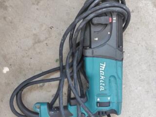 Перфоратор Makita HR 2470 (оригинал)