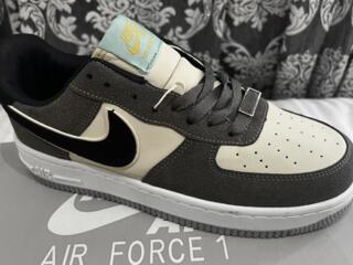 Nike Air Force - 41 размер