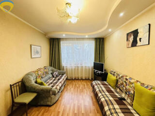 Продам 3 комнатную квартиру в Приморском районе рядом с парком.