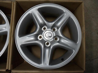 Диски Lexus 5x114.3 R16 c зимой 225/70/16