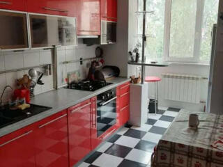 3-х комнатная квартира на Махачкалинской/Семена Палия