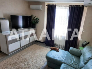 1 комнатная квартира с ремонтом в ЖК "Янтарный"