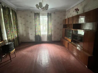 Продам дом в центре Раздельной (60 км от Одессы)