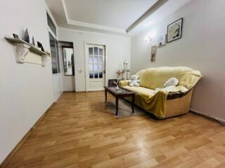 Prima Linie! Sec. Riscani, bd. Moscova. Apartament cu 2 camere. Parc!