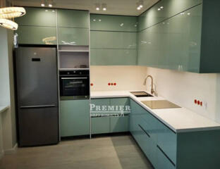 Пропонується до продажу простора дворівнева квартира