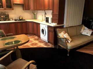 Продаётся 3-комнатная квартира в центре Бендер