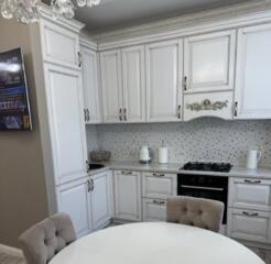 Пропонується до продажу євродвушка у клубному будинку.