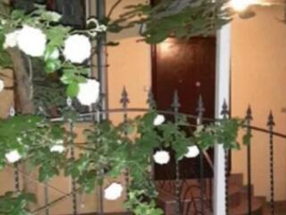 Продам двухкомнатную квартира в центре города, улица Новосельского